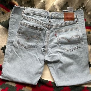 LEVIS high waisted jeans